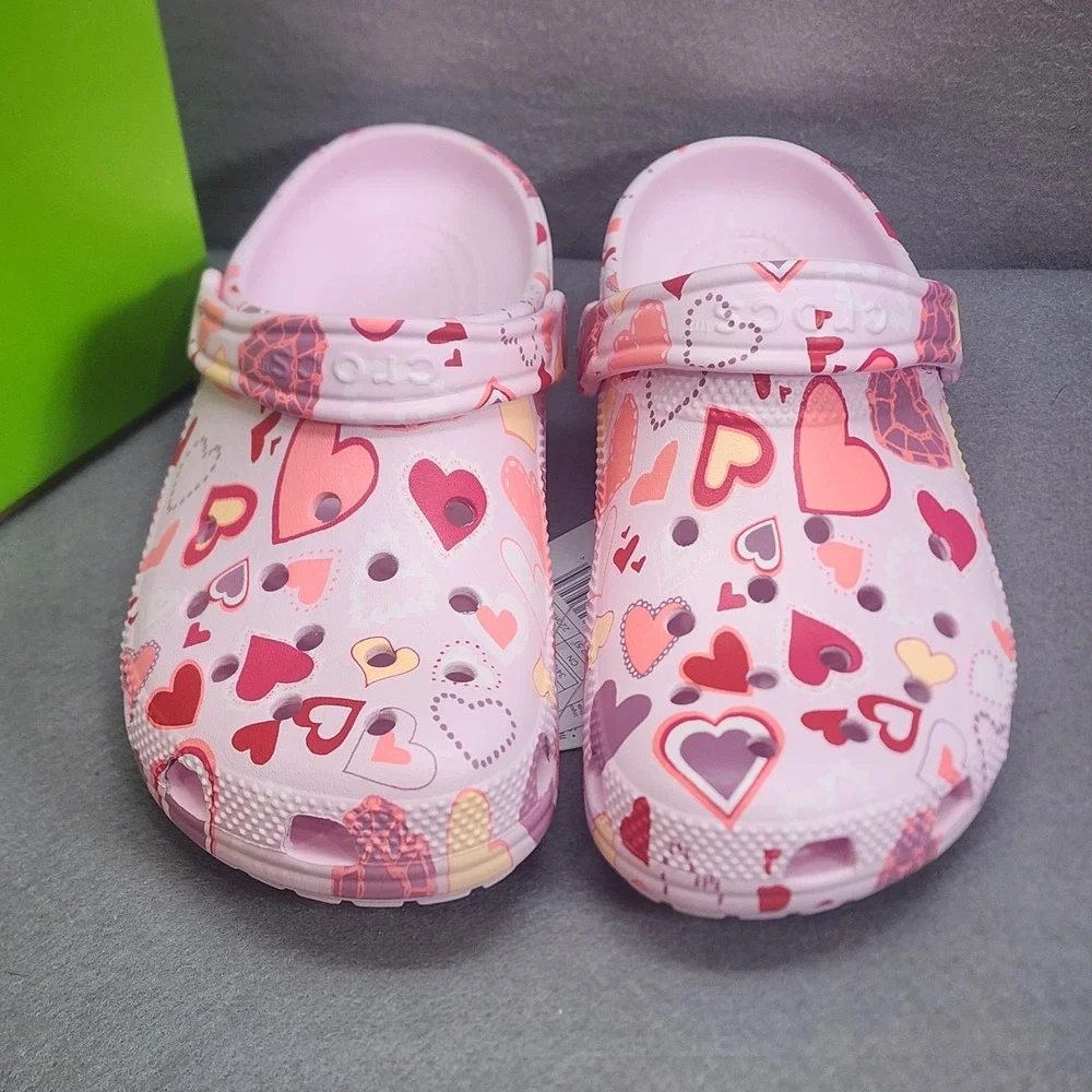 Crocs Classic Vday Clog K Pink Milk Hearts Kids Size J3 NWT